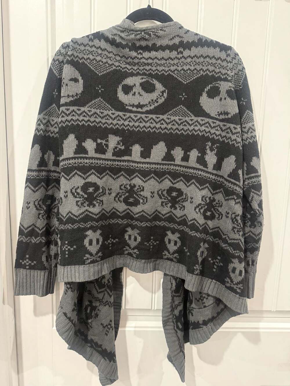 Disney Nightmare Before Christmas Skull Fair Isle Cardigan M Jack Skellington - Picture 3 of 9
